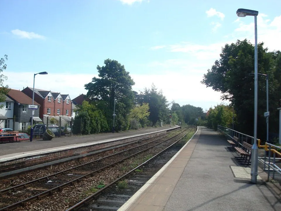 Exeter St Davids → Exmouth: Topsham Railway Station