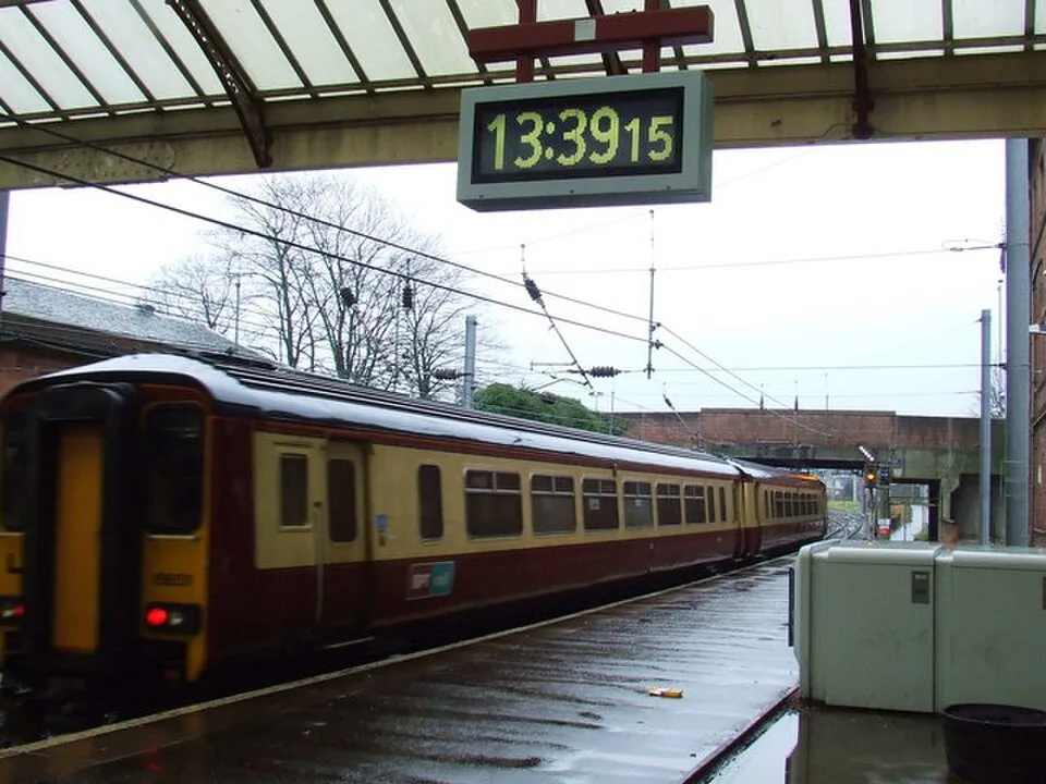 Ayr → Stranraer: Ayr railway station