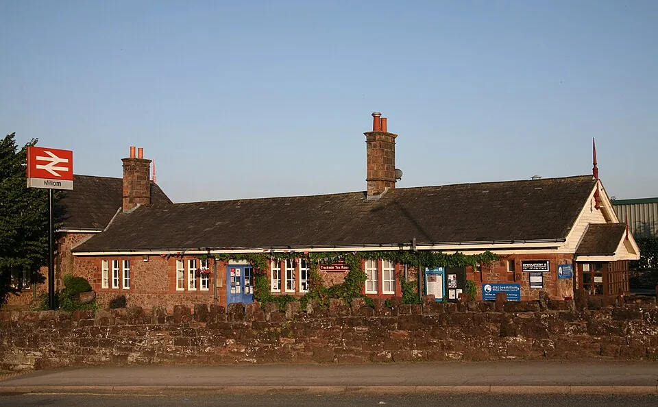 Barrow-in-Furness → Carlisle: Millom Station - Cumbrian Coast Line