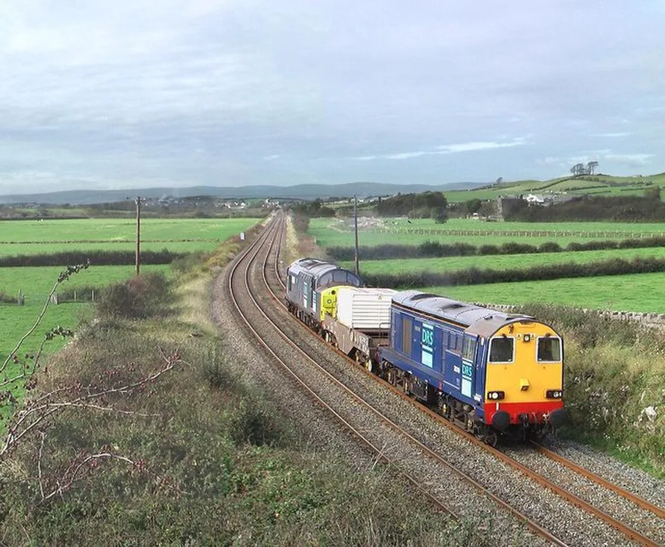 Railway Line - geograph.org.uk - 596522
