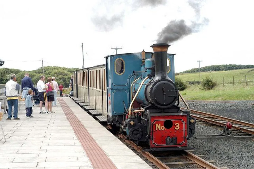 Bushmills → Giant’s Causeway: Giant's Causeway Station