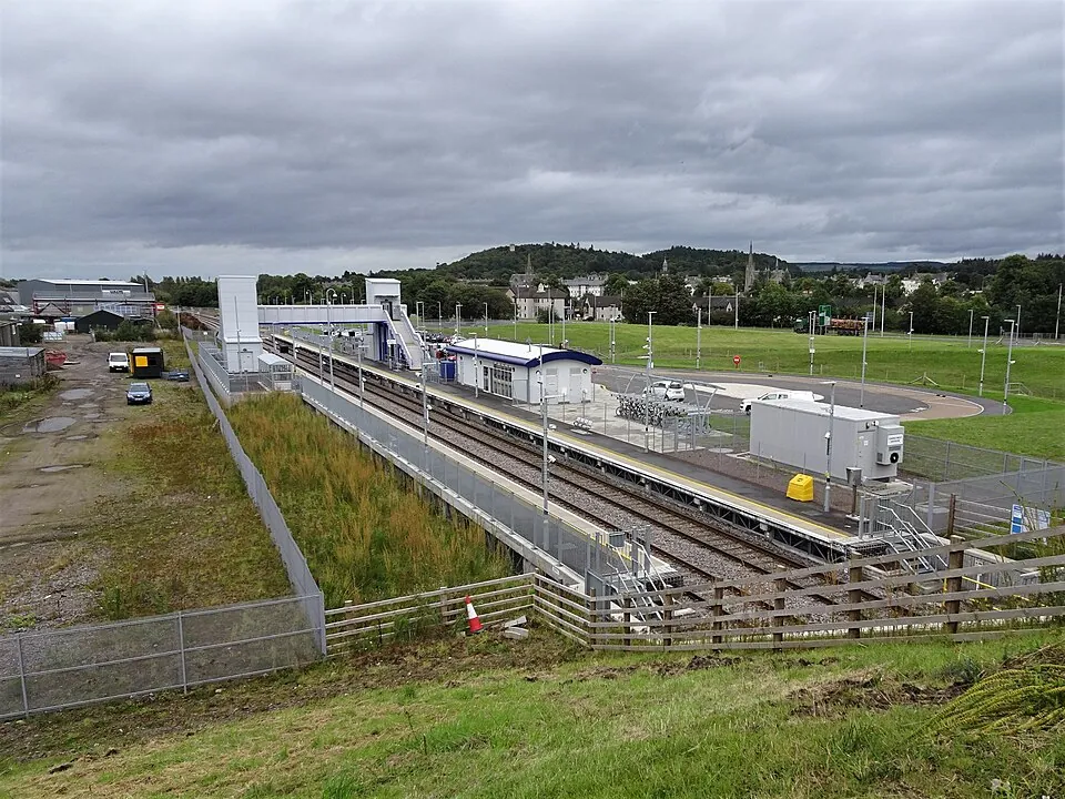 Inverness → Nairn → Forres → Elgin → Keith → Huntly → Inverurie → Aberdeen: Forres railway station, Moray (geograph 6260345)