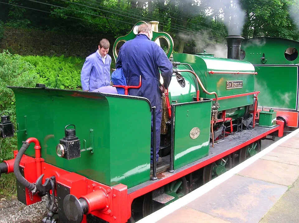 Keighley → Haworth → Oxenhope: Sir Berkeley at The Keighley & Worth Valley Railway