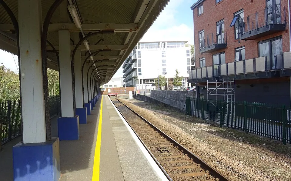 Truro → Falmouth Docks: Falmouth Docks railway station, Maritime Line, Falmouth - terminus