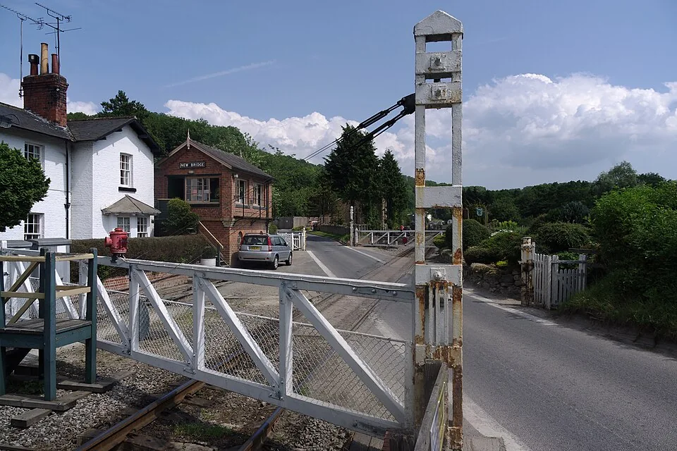 Pickering → Grosmont → Whitby: Pickering MMB 01 North Yorkshire Moors Railway (Newbridge level crossing)