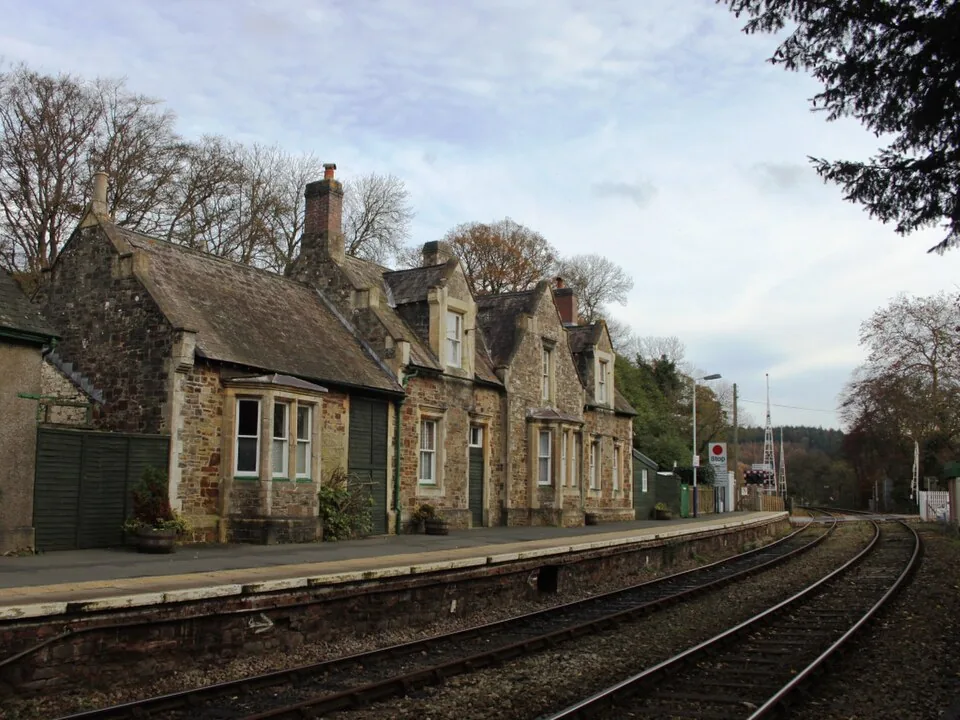 Exeter Central → Barnstaple: 2011 at Eggesford station - platform 2