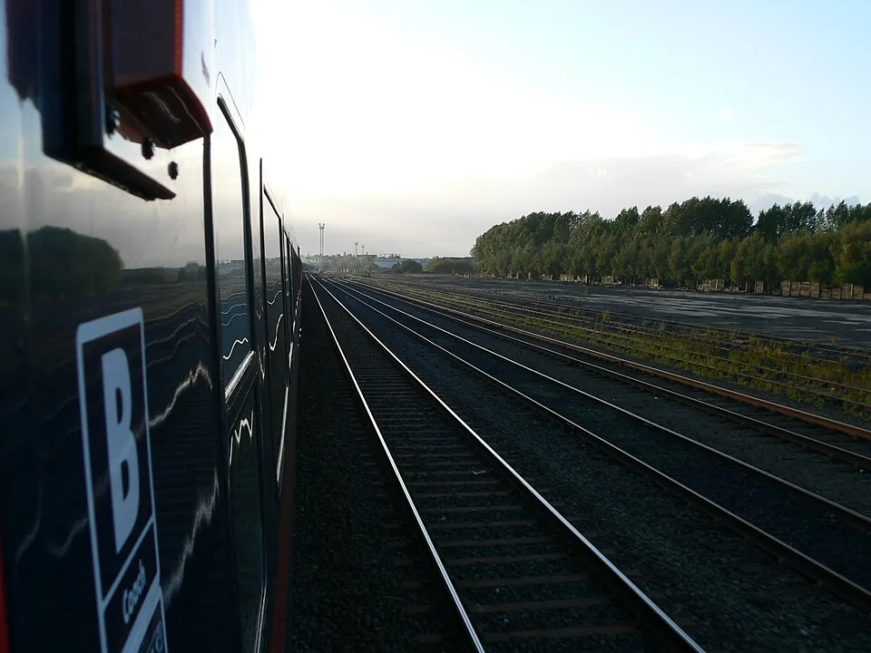 Newcastle → Carlisle: GNER HST on Tyne Valley Line 2005-10-08 08