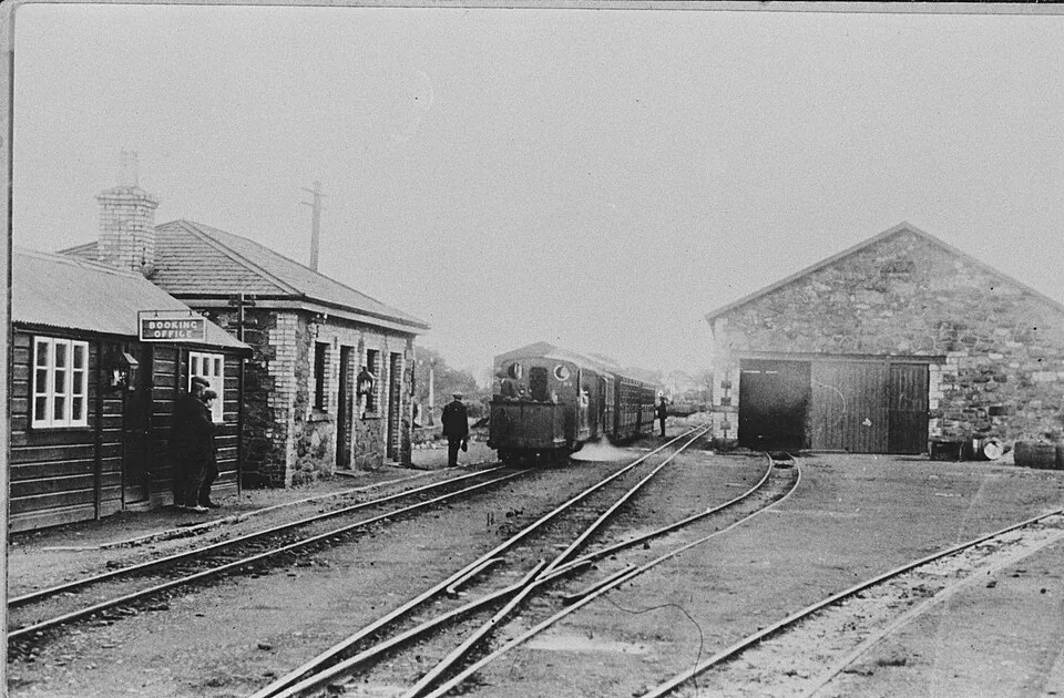 Caernarfon → Porthmadog: Welsh Highland Railway from Dinas, Llanwnda, Waunfawr and Beddgelert to Porthmadog (1537499)